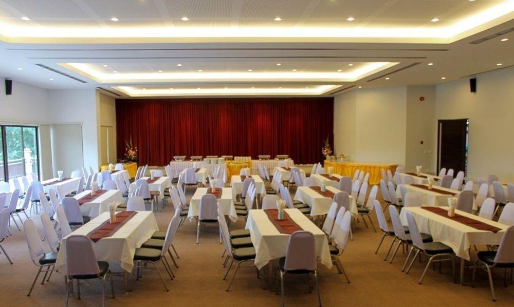 Chiangmai Highlands Golf And Spa Resort Mae On Exterior photo