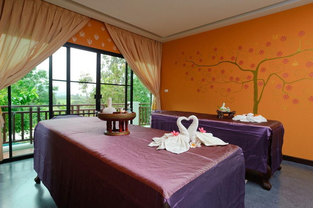Chiangmai Highlands Golf And Spa Resort Mae On Exterior photo